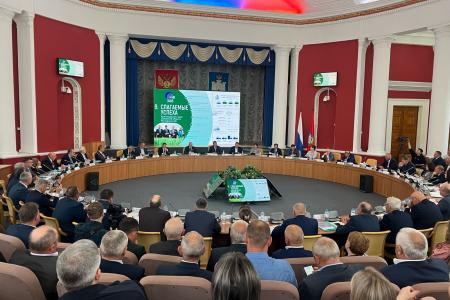 Владимир Кашин провел выездное заседание Комитета Государственной Думы ФС РФ по аграрным вопросам в Орловской области