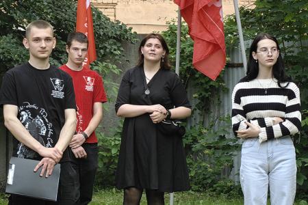 Ивановские коммунисты провели поэтический вечер в честь Дня русского языка