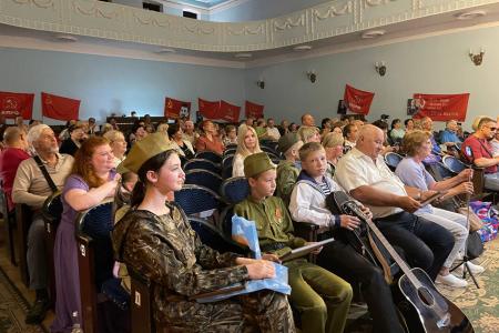 В Республике Крым прошел фестиваль патриотической авторской песни и поэзии «Под флагом России»