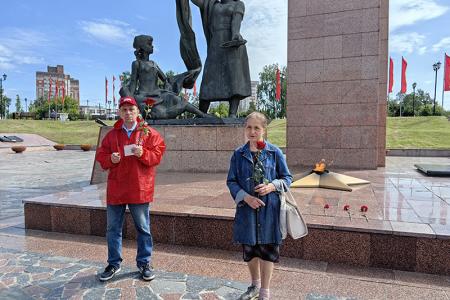 В День памяти и скорби коммунисты и комсомольцы города Иваново почтили память героев