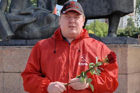 В День памяти и скорби коммунисты и комсомольцы города Иваново почтили память героев