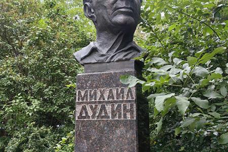 Память, запечатлённая в строчках: ивановцы почтили подвиг поэтов-фронтовиков