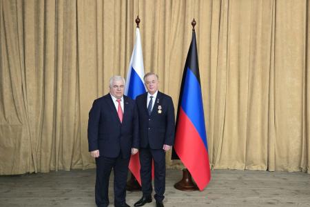 Делегация КПРФ во главе с К.К. Тайсаевым находится с рабочим визитом в ДНР