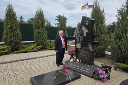Делегация КПРФ во главе с К.К. Тайсаевым находится с рабочим визитом в ДНР