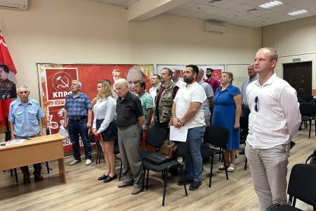 Крымские коммунисты продолжают обсуждение политического отчета
