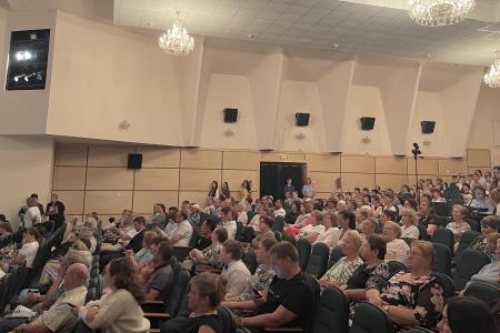 Олег Лебедев выступил на торжественном собрании в честь 250-летия города Калязина Тверской области