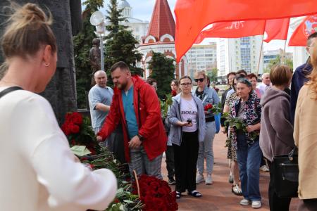 Коммунисты Мордовии почтили память победителей Великой Отечественной