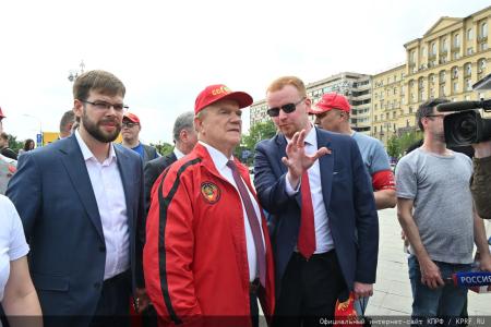 Г.А. Зюганов: «С Днем рождения Александра Пушкина! С Днем русского языка!»