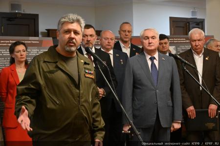 Г.А. Зюганов принял участие в открытии выставки "Военные преступления киевского режима"