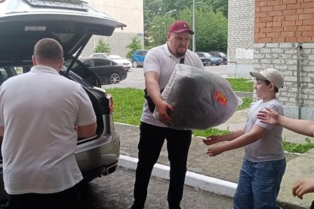 Тюменские коммунисты приняли участие организации "Урока Мужества" и отправке гуманитарной помощи на СВО