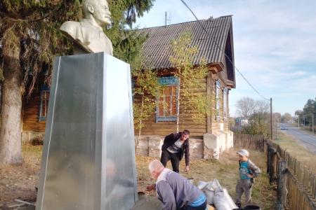 Пензенская область. Коммунисты отреставрировали памятники В.И. Ленину