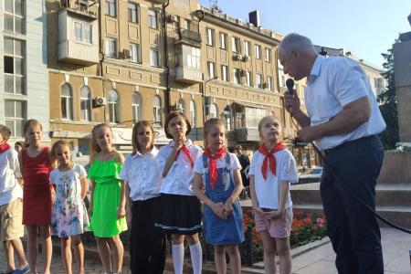 «Отчизне посвятим души прекрасные порывы!». Ростовские коммунисты отметили День русского языка