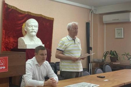 Смоленская область. Коммунисты продолжают обсуждение политического отчета ЦК КПРФ