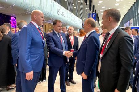 Г.А. Зюганов: Европейские лидеры истерично пугают мир Россией, а никто не пугается