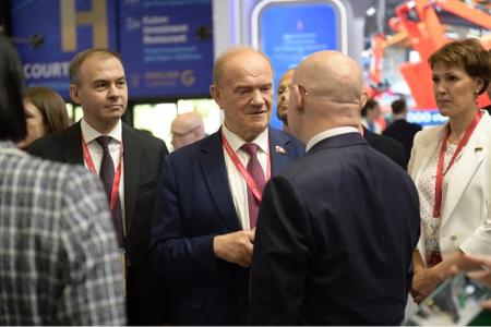 Г.А. Зюганов: Европейские лидеры истерично пугают мир Россией, а никто не пугается