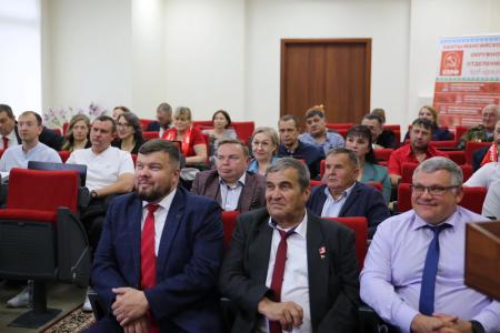 Юрий Афонин в Ханты-Мансийске: Политический отчёт ЦК КПРФ XIX Съезду партии — это ориентир борьбы за социалистическое будущее
