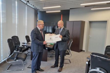 Руководитель фракции КПРФ в Мособлдуме Александр Наумов обсудил вопросы транспорта в регионе с членом экспертного совета комитета Госдумы