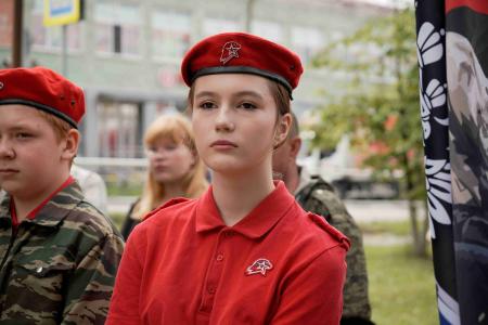 Свердловская область. В Белоярском при участии КПРФ открыли бюст маршалу Победы Г.К. Жукову