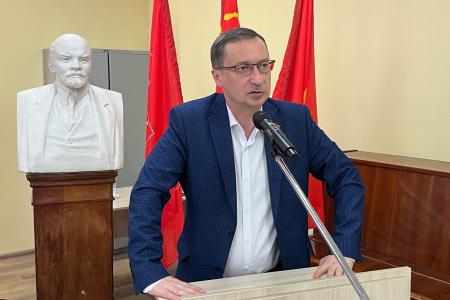 Комсомол Ленинграда: Решения XIX съезда КПРФ — в жизнь!