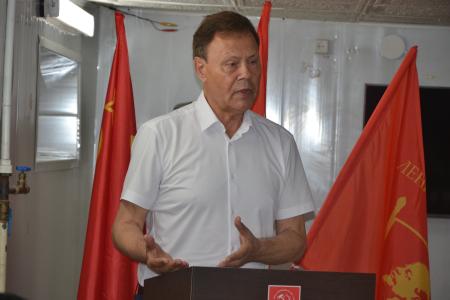 Астраханские коммунисты нацелились на выполнение решений Съезда партии