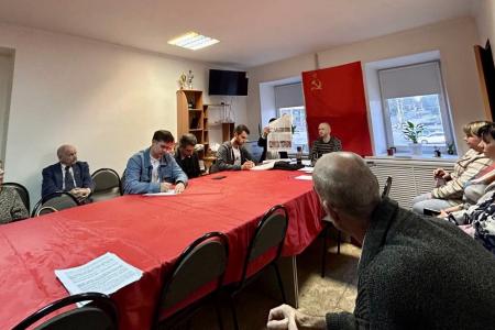 Тульские коммунисты продолжают обсуждать доклад Председателя КПРФ Г.А. Зюганова XIX отчетному съезду