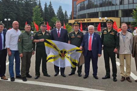 140-й гуманитарный конвой КПРФ ушел из подмосковных «Снегирей»