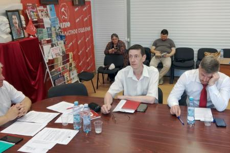 Воронежская область: Коммунисты, вперёд!