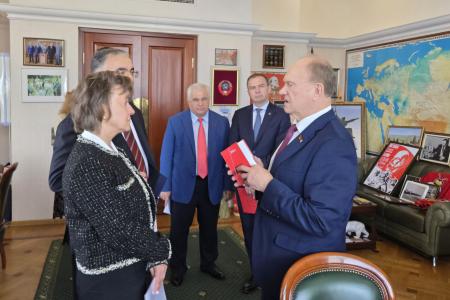 Геннадий Зюганов и Вероника Никишина обсудили задачи развития экспорта и продвижения российских брендов
