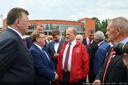 140-й гуманитарный конвой КПРФ ушел из подмосковных «Снегирей»