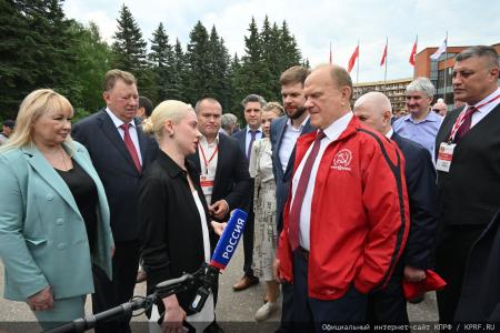 140-й гуманитарный конвой КПРФ ушел из подмосковных «Снегирей»
