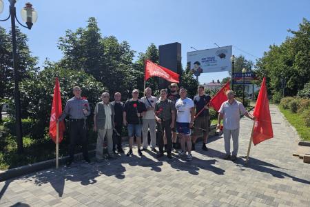Подмосковные коммунисты начали в регионе автопробег «Красные крылья Победы»