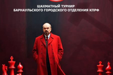 Алтайский край. Барнаульские коммунисты организовали шахматный турнир