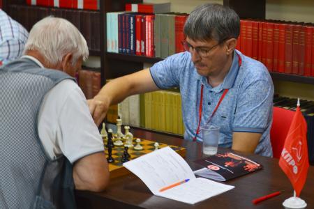 Алтайский край. Барнаульские коммунисты организовали шахматный турнир