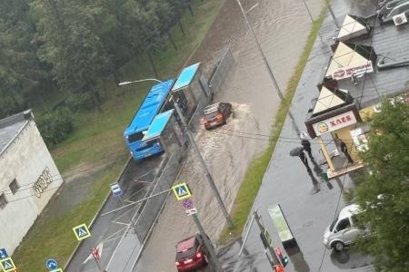 Москва. Плавучие «островки безопасности»