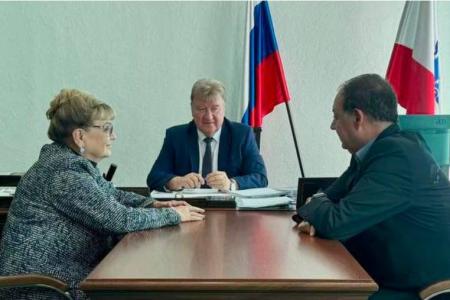 Ольга Алимова вместе с депутатом Саратовской областной Думы от фракции КПРФ Денисом Булановым с рабочим визитом посетила Калининский район Саратовской области
