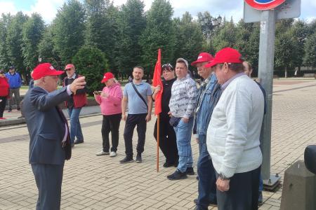 Новгородская область. Город воинской славы Старая Русса принял «Красные крылья Победы»