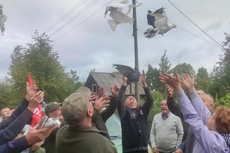Новгородская область. В Парфинском районе проведен автопробег КПРФ «Красные крылья Победы»