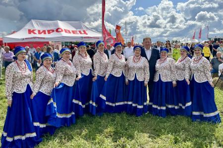 Владимир Кашин посетил агропромышленную выставку «День поля Московской области - 2025»