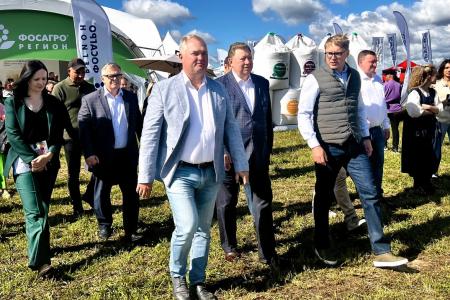 Владимир Кашин посетил агропромышленную выставку «День поля Московской области - 2025»