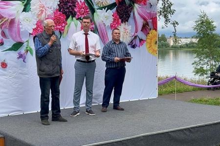 Московское область. КПРФ наградила активных граждан из города Бологое