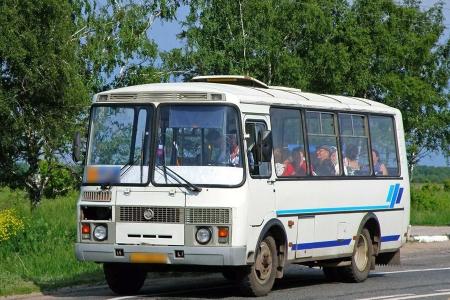 В Ивановской области суд обязал чиновников восстановить автобусный маршрут после вмешательства коммунистов