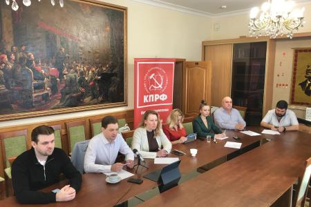 Кандидатов КПРФ подготовили к старту агитационного периода в избирательных кампаниях