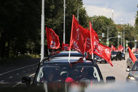 «Красные крылья Победы» на улицах Москвы