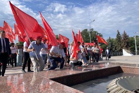 Акция "Красные крылья Победы" в Ульяновске