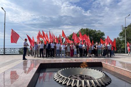 Акция "Красные крылья Победы" в Ульяновске