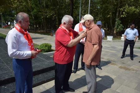 Коммунисты Дагестана поддержали Всероссийский патриотический автопробег КПРФ «Красные крылья Победы»
