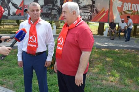 Коммунисты Дагестана поддержали Всероссийский патриотический автопробег КПРФ «Красные крылья Победы»