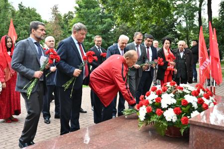 Г.А. Зюганов прибыл с рабочим визитом в Калугу