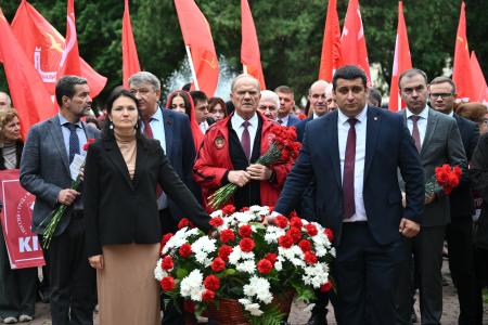 Г.А. Зюганов прибыл с рабочим визитом в Калугу