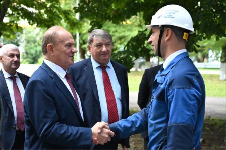Г.А. Зюганов посетил Калужский турбинный завод
